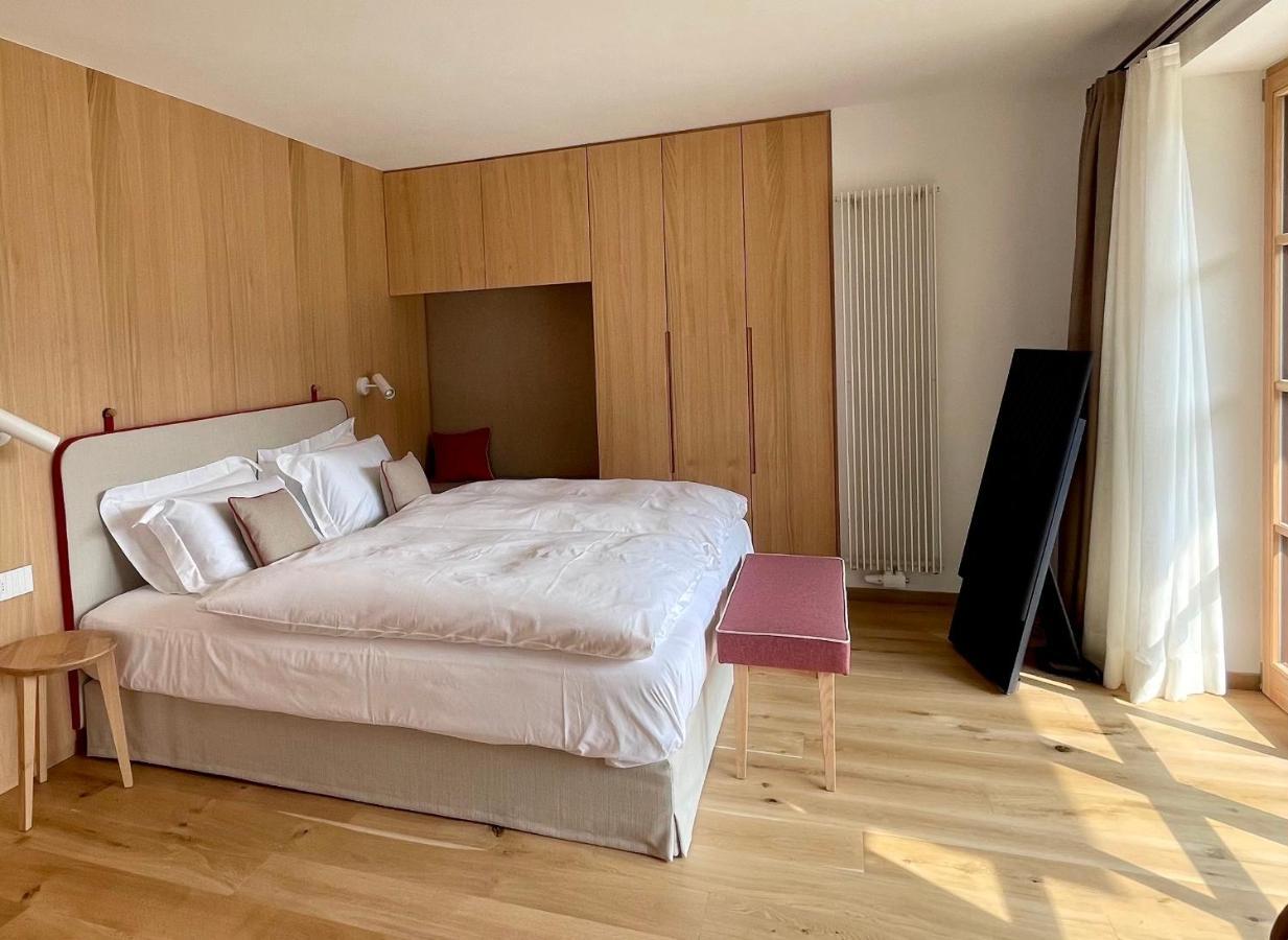 Surrounded By Green - Luxury Chalet At The Foot Of The Dolomites Apartment La Villa  Luaran gambar
