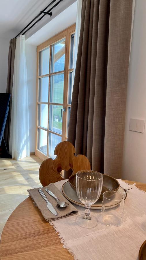 Surrounded By Green - Luxury Chalet At The Foot Of The Dolomites Apartment La Villa  Luaran gambar