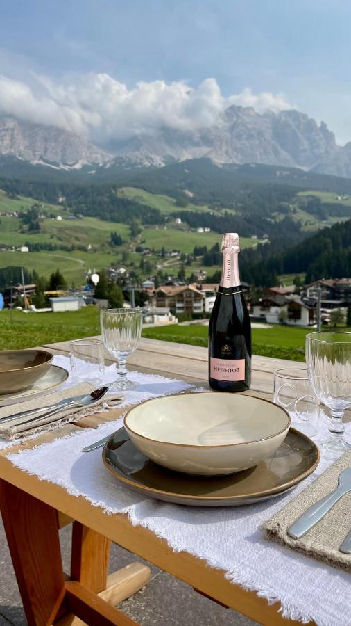 Surrounded By Green - Luxury Chalet At The Foot Of The Dolomites Apartment La Villa  Luaran gambar