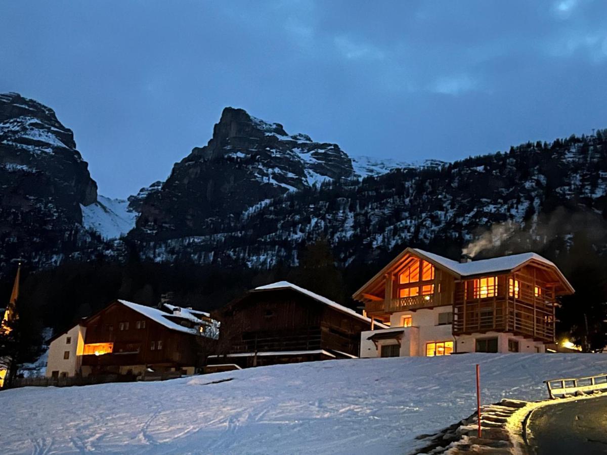 Surrounded By Green - Luxury Chalet At The Foot Of The Dolomites Apartment La Villa  Luaran gambar
